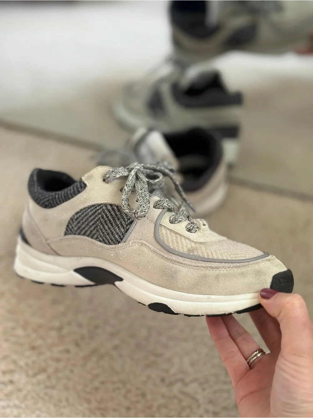 CHANEL Sneaker Gray Tweed Low Top 38